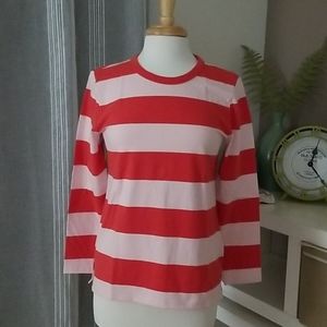 NWOT Old Navy slim fit tee